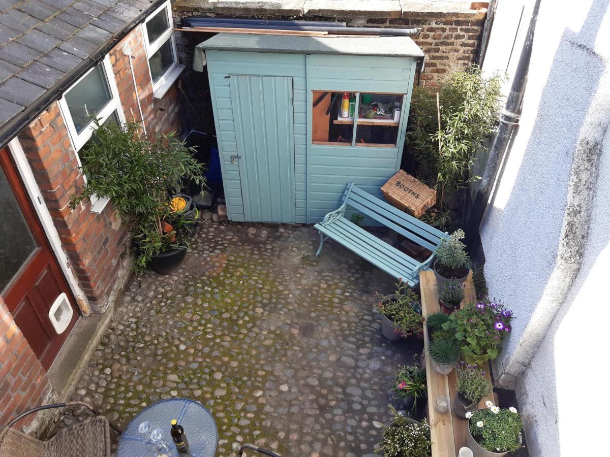 Ellerslie Cottage Lytham St Annes Exterior photo